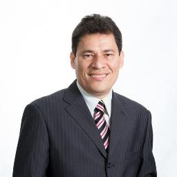 Cidadão brasileiro e advogado.