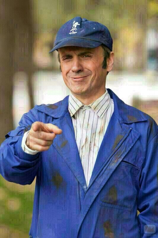 Arreglador profesional de pistas de tenis. Hasiendo ingenieria desde 1996. Hose Cabezuelo como forma de vida. Que calidaaaaaaad