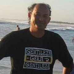 Sou Publicitário e Gestor de Projetos em uma OSCIP ligada ao Agrobusiness. Pertenço também a FACI-DF e a APMEC em Brasília.