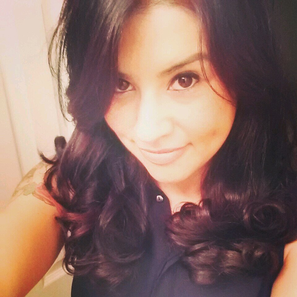 MotherMental Health Social Worker☕Fitness FanaticFood Lover Music junkie Travel enthusiast✈Culture explorerlooking to share my journey