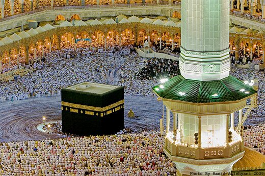 Proud Muslim! Alhamdulillah! Pray for All the Ummah around the world no matter where you from! ♡ Love you all for the sake of Allah ♡ F4F