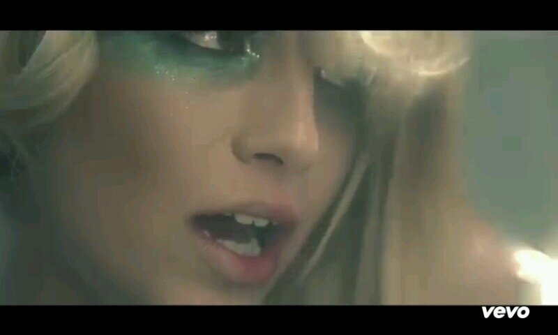Rompipalle..Casinista.. amo Emma Marrone!
