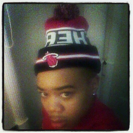 #TeamFreaky!! #TeamCancers...#TeamLightskin.. #TeamPrettyBoy.. #TeamHeat.. #TeamDimples