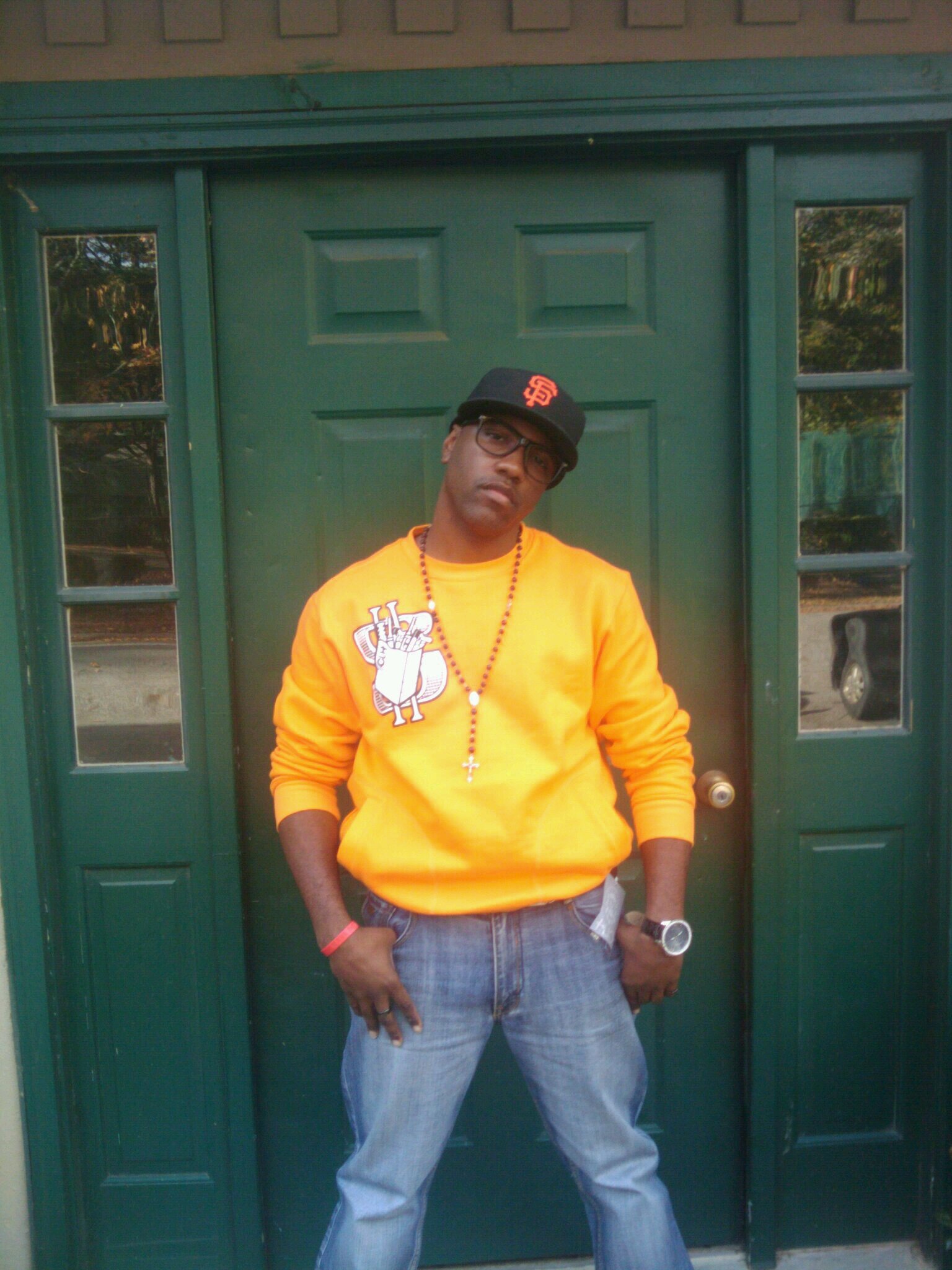 Fla raise ga born but still got them Fla ways D.U.V.A.Lllllllllll master barber cutting is my life.