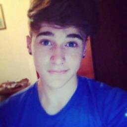“Se você não tiver por quem continuar, continue por você mesmo.”  @ClubeFollowBack