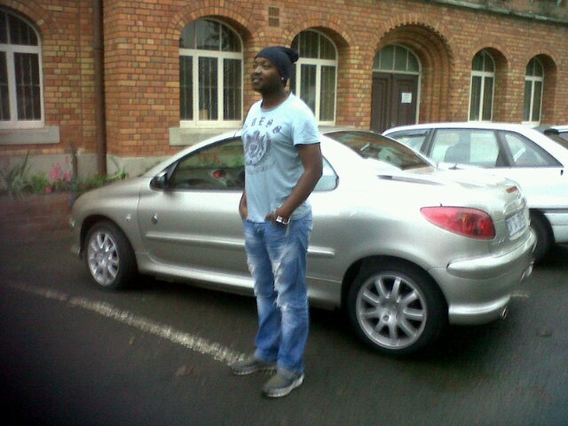 BBM 237E8852,Womans loyalty is tested wen a man has nuthin,,, mans loyalty is tested wen he has everything#fact#
