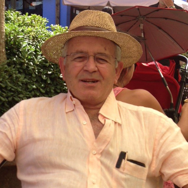 Darío Acuña Profile