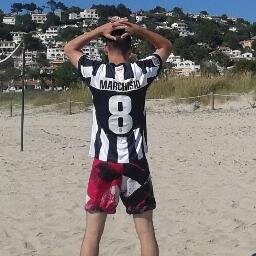 Fanboy de Metallica, Kevin Durant y xPeke. League of legends lover. WoW Classic enjoyer. FCB-OKC-FNC.