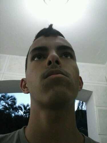 Santastico 2014 $$$$$$$$$$$$=gatas.  jogador do Santos fc . me segue  que eu sigo de volta. 16anos @WallaceSouza184