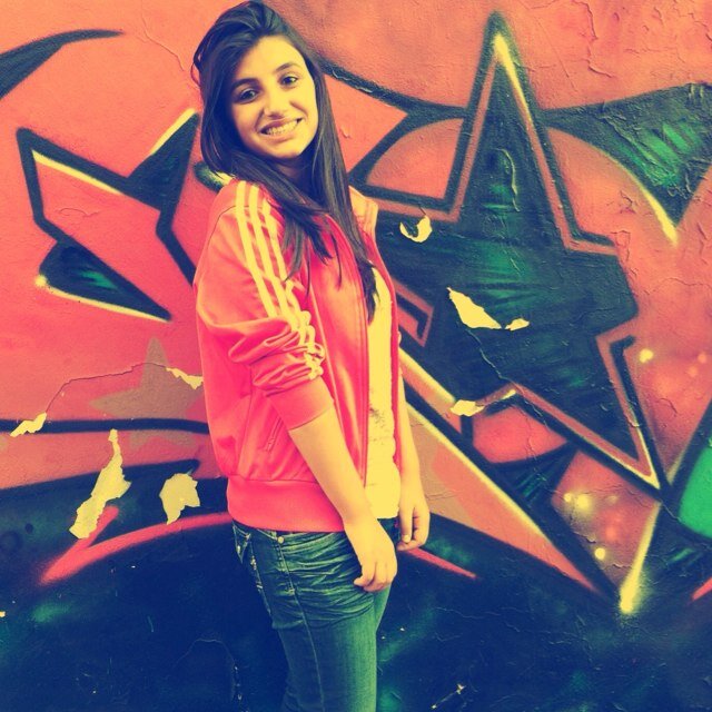 Love me...