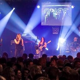 Coverband | Scheurende orgels en gitaren, funky baslijnen en groovy drumpartijen geleid door een ervaren front | boekingen: http://t.co/76Q8ScfOHT