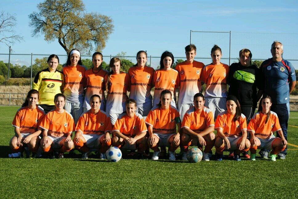 FÚTBOL SENIOR FEMENINO EN LA CATEGORÍA PREFERENTE DE MADRID. -partido a partido-