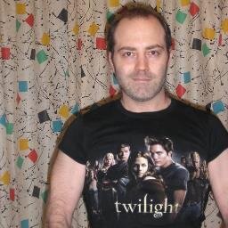 vicentewako's profile picture. Me encanta el cine, y como se suele decir, nunca es tarde para empezar.