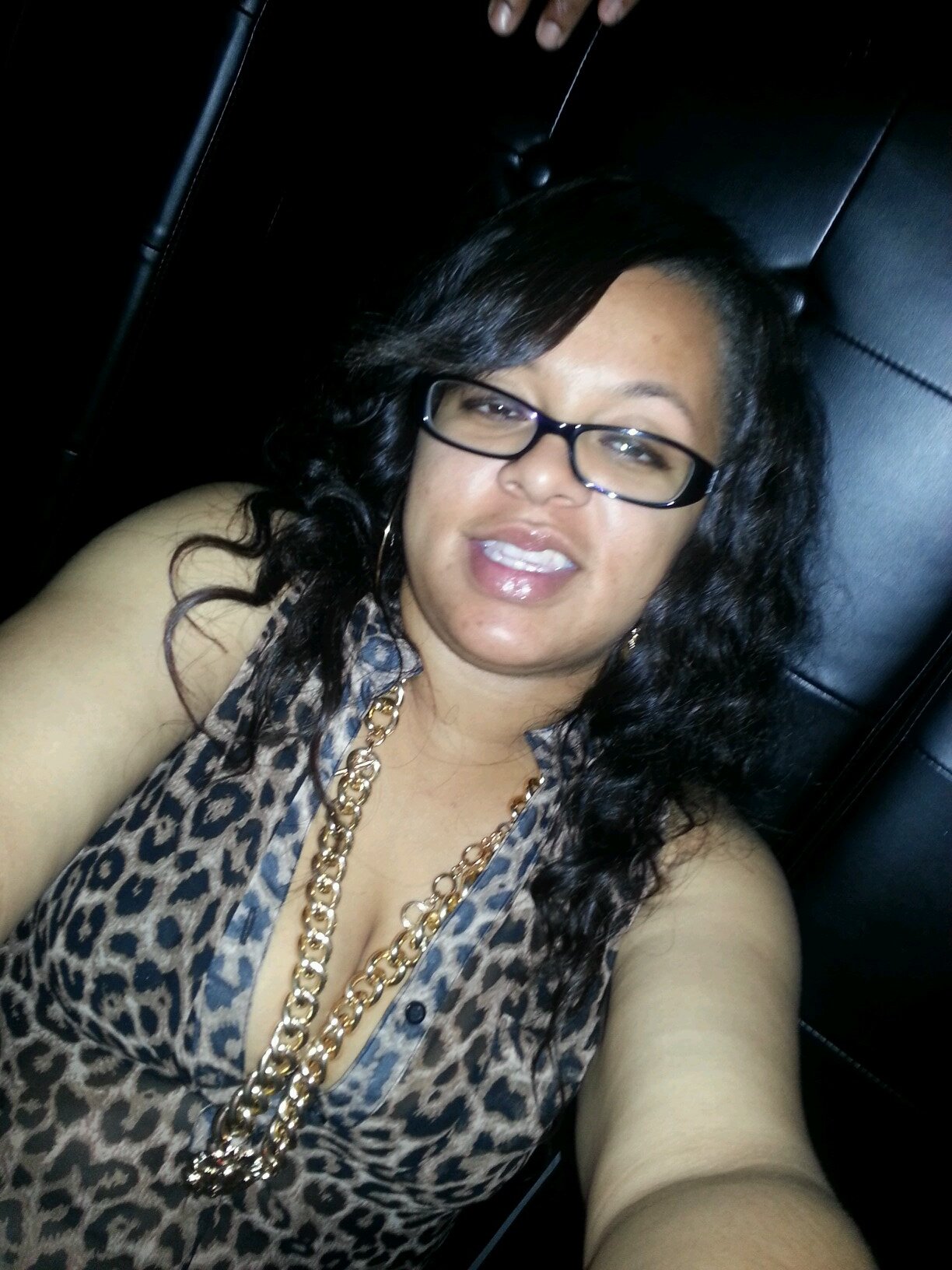 lovin life....#teamMarried #teamBabyOnDaWay #teamGrindHard #teamLPN #teamRedBone #teamAries #teamLongHairDontCare #teamPhatty 28 yr old married mommy2b..M.O.E