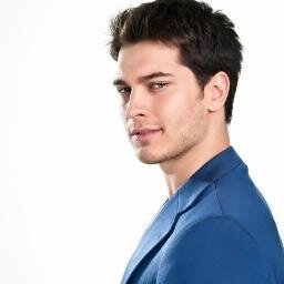 Çağatay Ulusoy fanları için kurulacak olan http://t.co/OSODvT41E4 'un resmi twitter hesabı. #cagatayulusoy #medcezir #ulusoyist