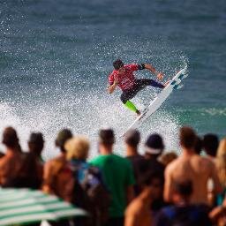 amo o surf minha vida agradeço a deus pro minha profissao