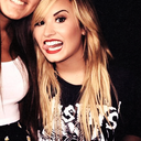 Bruna (@00h56Stratford) Twitter