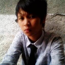 ketika hari ini aku merasa terjatuh dan tak berdaya merasa tdk bahagia dan sendirian . aku slalu ingat dan percaya suatu hari nanti