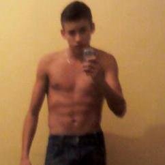 ''Nunca abaixe a cabeça pra ninguém, nem levante o nariz alto demais. Olho no Olho Já é o suficiente''  CEL: 22 97351768  :**