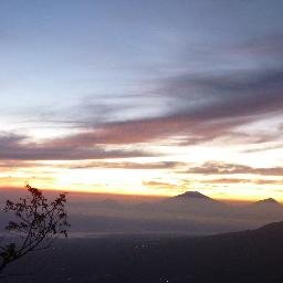 MHanifS's profile picture. Orang yang paling males gerak.  
If I don't have to do it, I won't. If I have to do it, I'll make it quick (Houtarou Oreki - Hyouka)