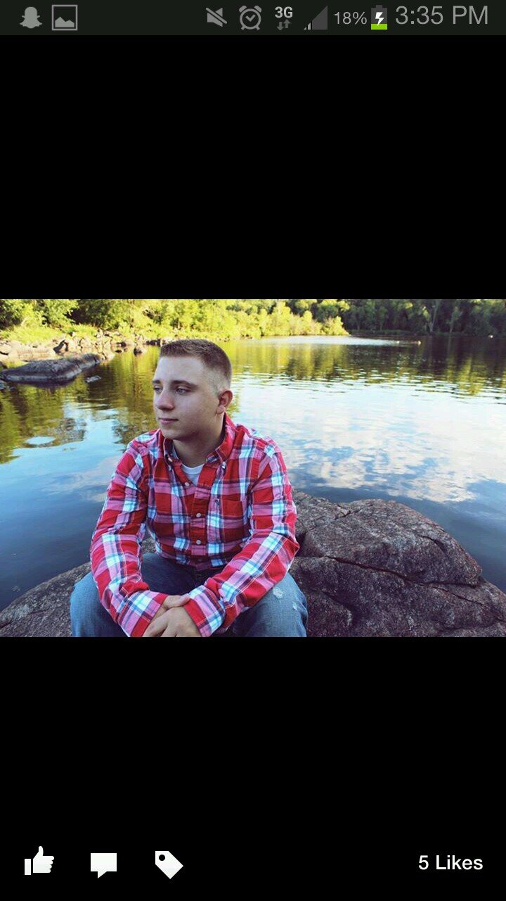 AustinHenley14's profile picture. 