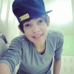 eu sou uma pessoa muitoo legal. ^^