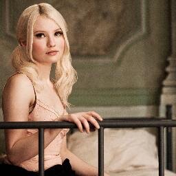 Actress | model | singer | Single | #IamHollywoodRP  #RP Account