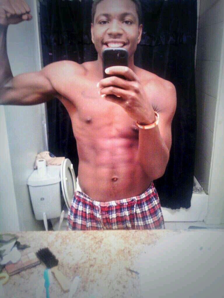 yo bitch trying to be everwhere i be is bad and exciting because she wont the D!! and follow my nigga @IsDatLilSavage