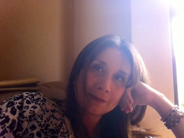 PamelaQR's profile picture. Todo bien, pero podria estar mejor. Lo peor Poco Tiempo, lo mejor Mis Hijos, medio culpables del poco tiempo, Jaque Mate