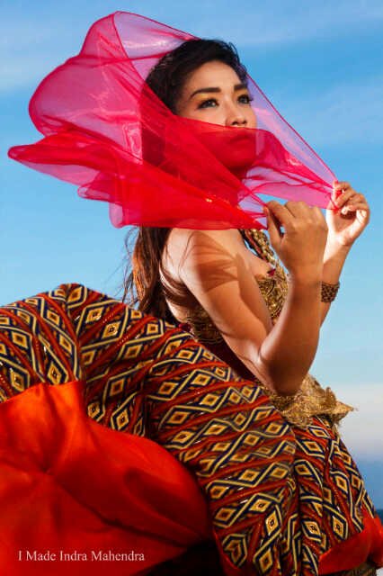 Jhuliacena's profile picture. Nothing Impossible