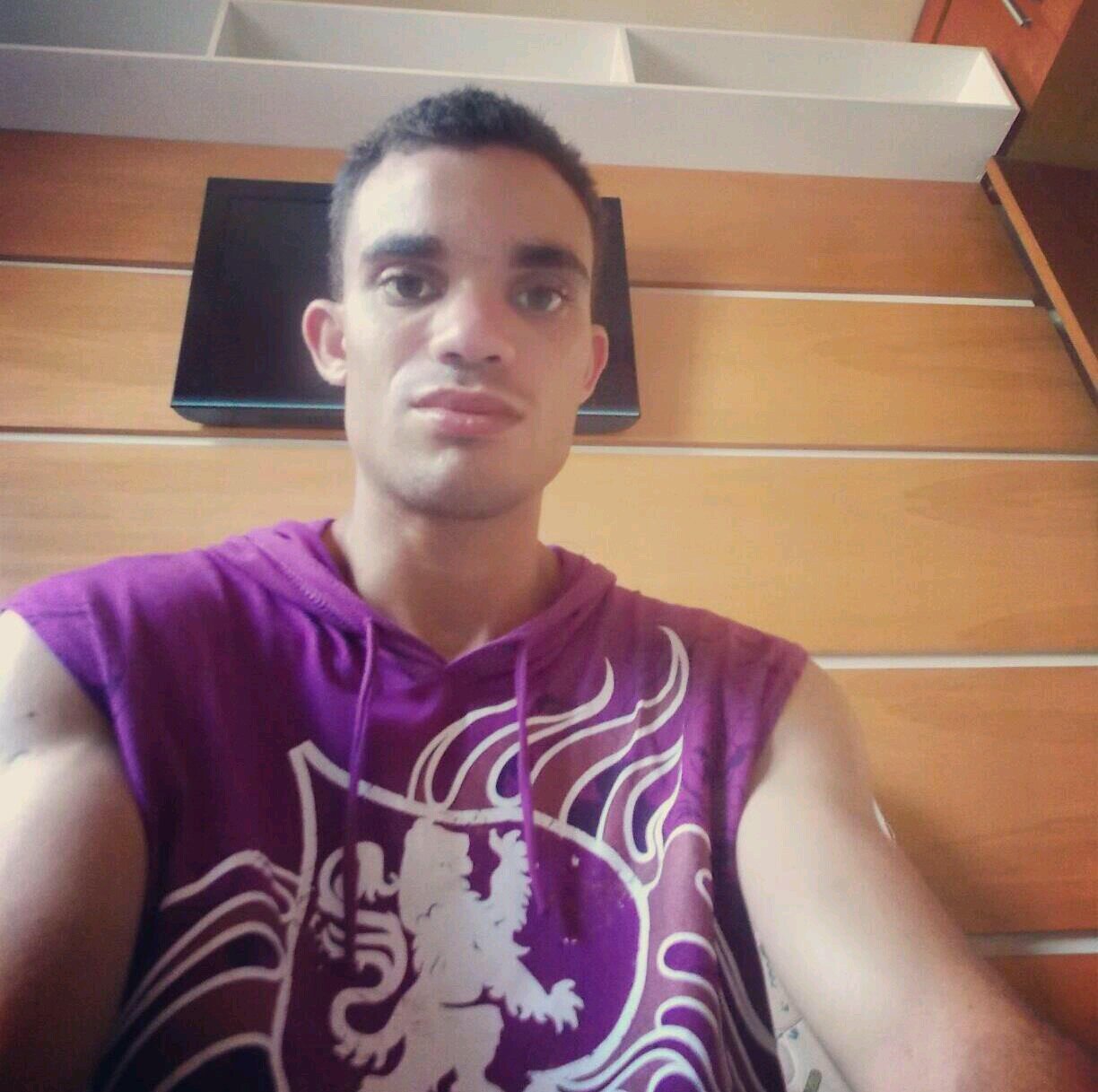 meu único é primeiro amor (Léo Nascimento♡♥♡)