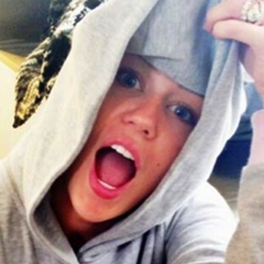 she makes me smiler