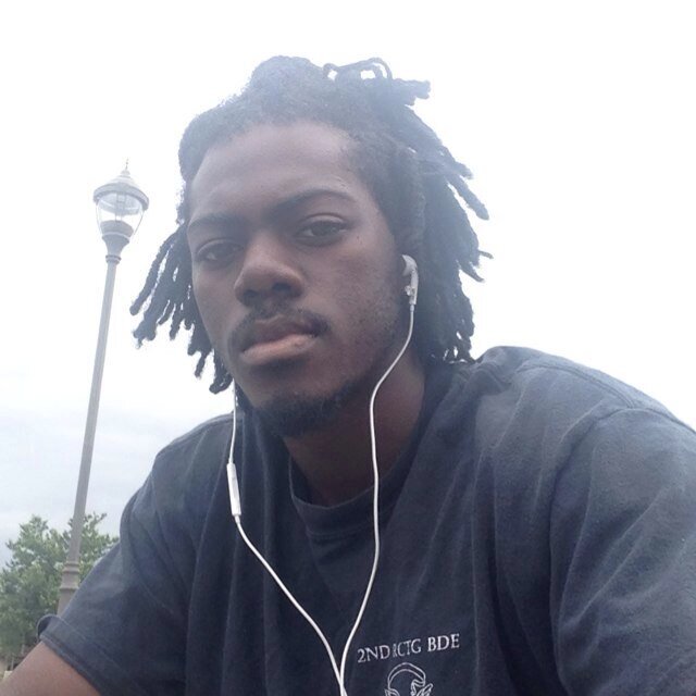 Thung nigga livin in da projects juxt tryin to get by #eastsideniggas #south #louisiana