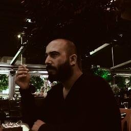 Tasarım manyağı, İşini seven, Bazen bir boka yaramayan insan evladıyım...