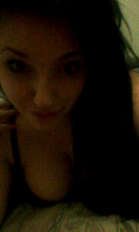 piercings, horror movie's and energy drink complete my life.