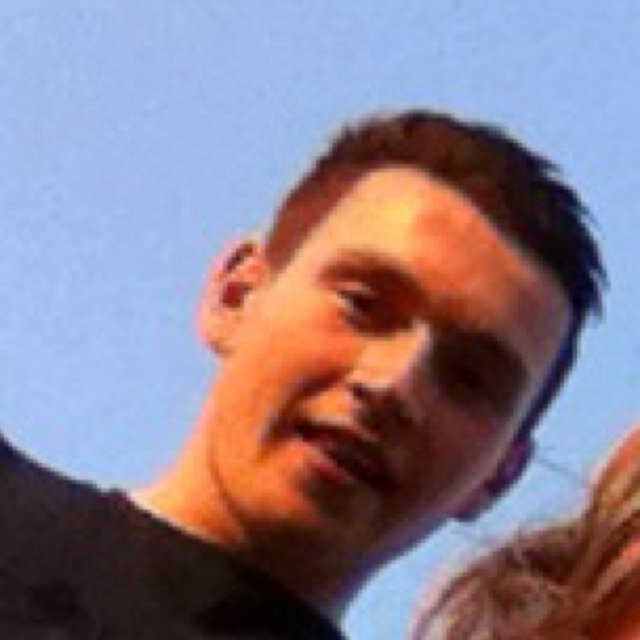 iSwapWes's profile picture. I can sing the whole of ben howard's album
Can't beat a straight