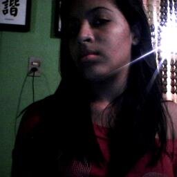 iluminada por deus seja minha quebrada minha voz rola pelo ar fortaleço quem mi fortalece de igual pra igual  é nós ki taaa