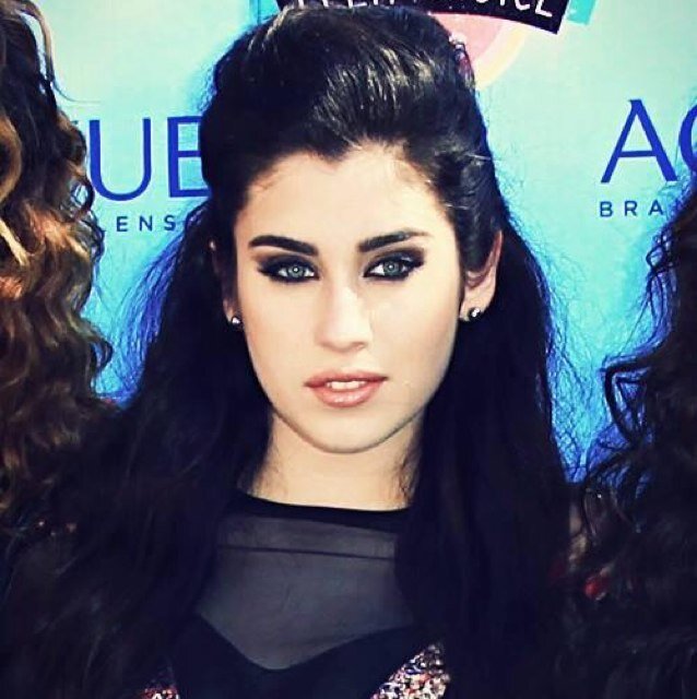Lauren 1/5 Fifth Harmony/ just bot not real (@LaurenJauregui) มาเกรียนกับพวกเรากันเถอะค่ะ อิอิ