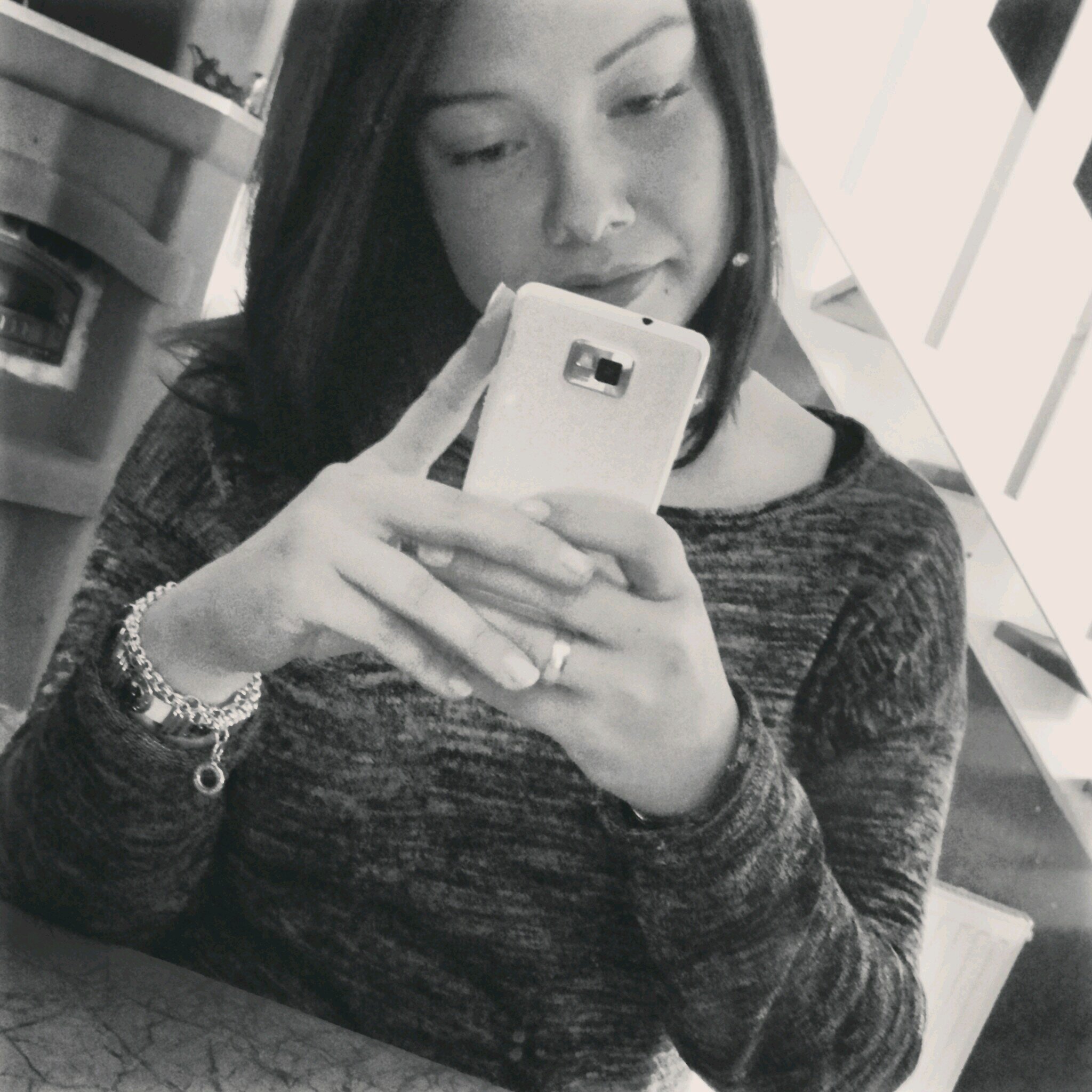 follow me i follow back♥♥♥♥