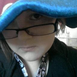 Music.YouTube.Fanfic=L.I.F.E.   I cannot change my stupid eleven yr old self being my profile picture.... does anyone know how to change it
