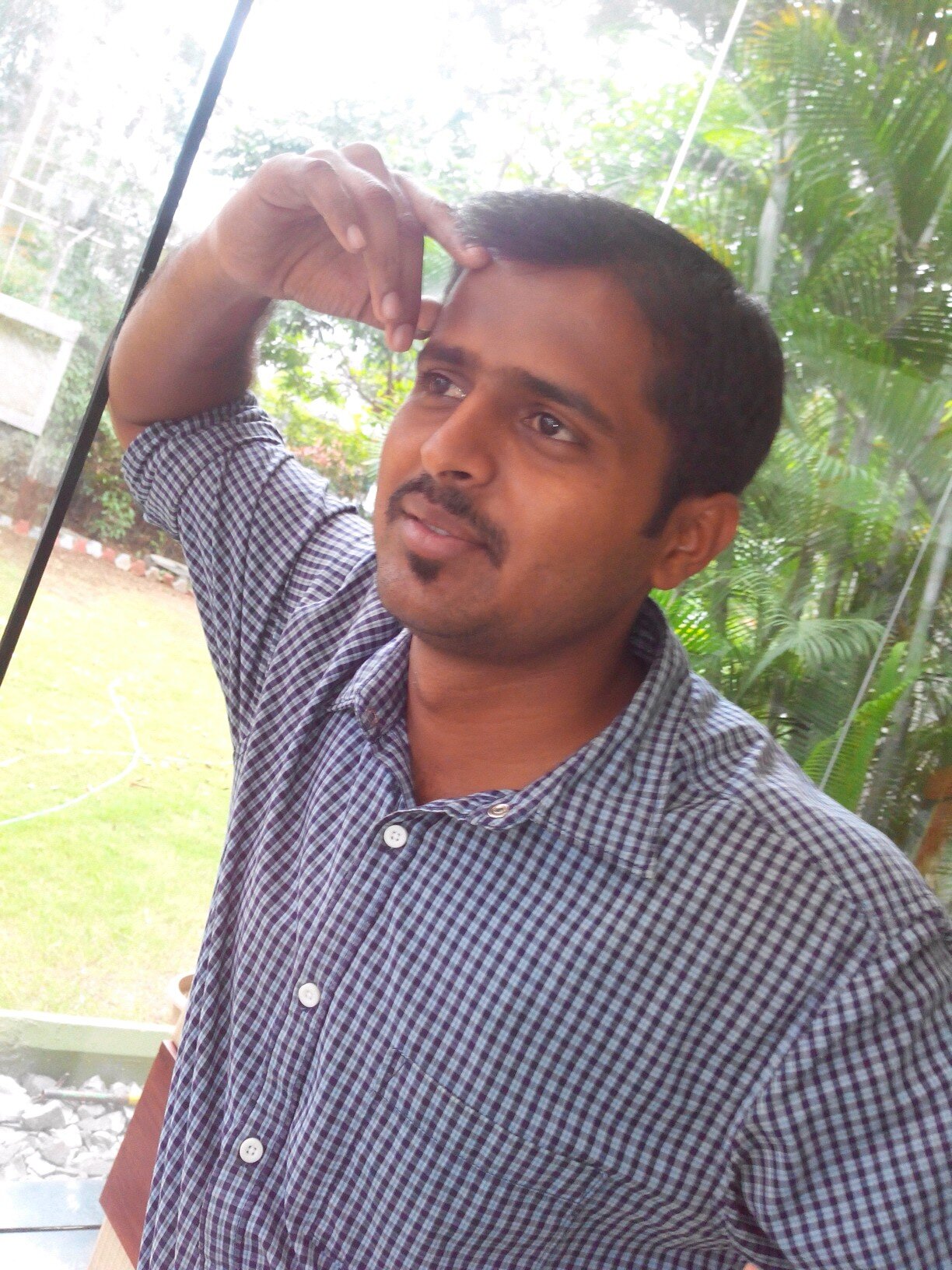 Electrical Engineer. 

कोल्हापुरकर.