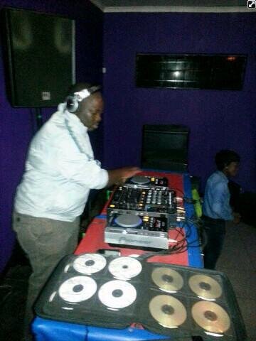 Work As An Field Service Engineer @Wela-HCL as a Service Provider for Sasol Secunda. Deep; Soulful & Commercial (Club DJ)....!