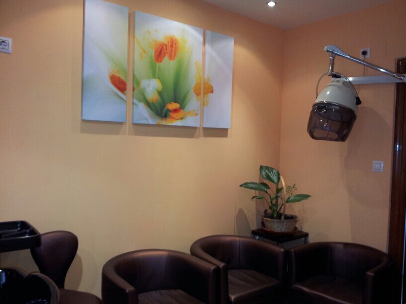 ImagenPeluq's profile picture. Calle Bilbao s/n.                          Reserva tu cita 91 817 70 77