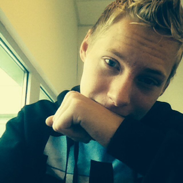 App 0639172637 twitter swaggerboy141 snapchat swagerboy141 me insta mike160181