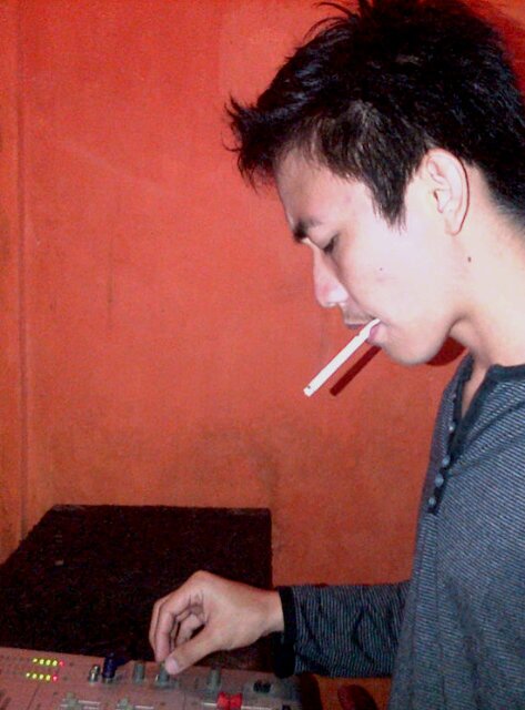 Apa ada nya saja... Dan biar mereka sendiri Ўªήƍ tau...