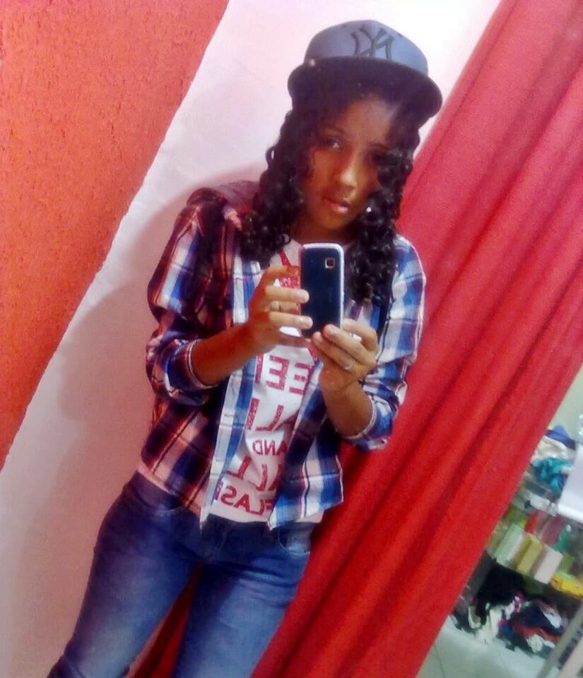 - NÃO TO NEM AI SE ESSE E MEU DEFEITO, EU NASCI PRA SER FELIZ E NÃO PERFEITA !