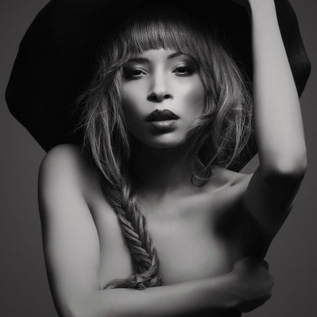 Jasmia Robinson is 'The Modelling Coach'. A professional model &
contestant on America's & Britain's Next Top Model.
