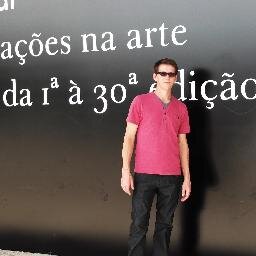 Concordiense-SC - Funcionário público. Gosto muito do meu trabalho. Não troco ele por nada no momento. A não ser um grande convite ou proposta...