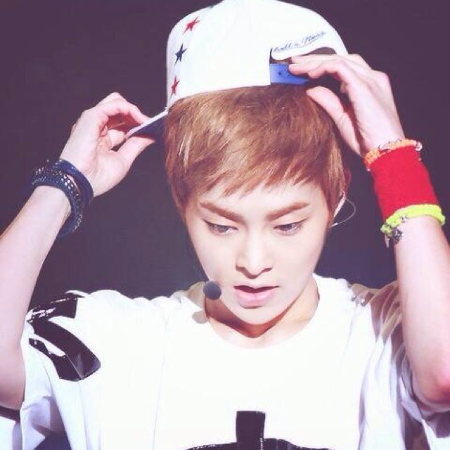 1994. XIUMIN. EXO. SHINee.