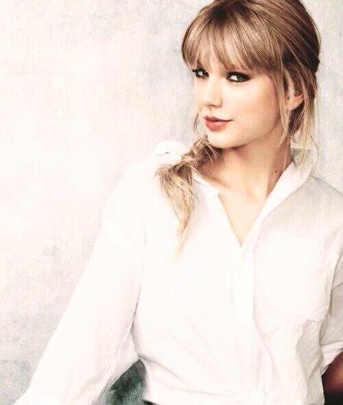 Biggest Source on Twitter for all the Taylor Swift Facts